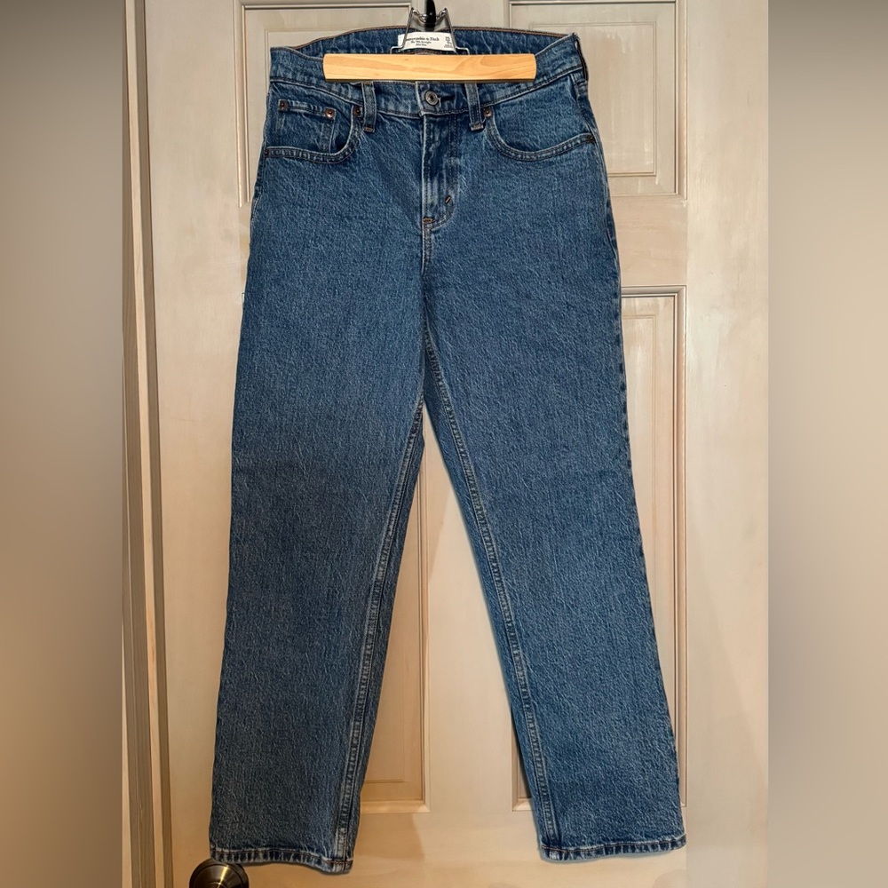 Abercrombie & Fitch CURVE LOVE Mid Rise 90s Straight Jean